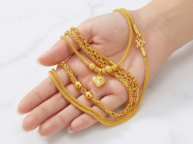 สร้อยทองดำเกิดจากอะไร? ทำอย่างไรให้กลับมาเหลืองอร่าม