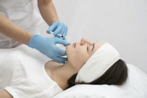 ฉีด Sculptra ที่ไหนดี เทคนิคสังเกตยาแท้และความเชี่ยวชาญของแพทย์